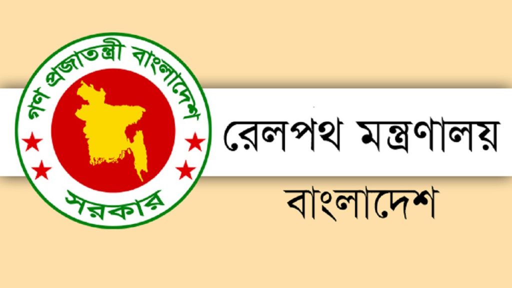 রেলমন্ত্রী: বগি বাড়ছে ট্রেনে